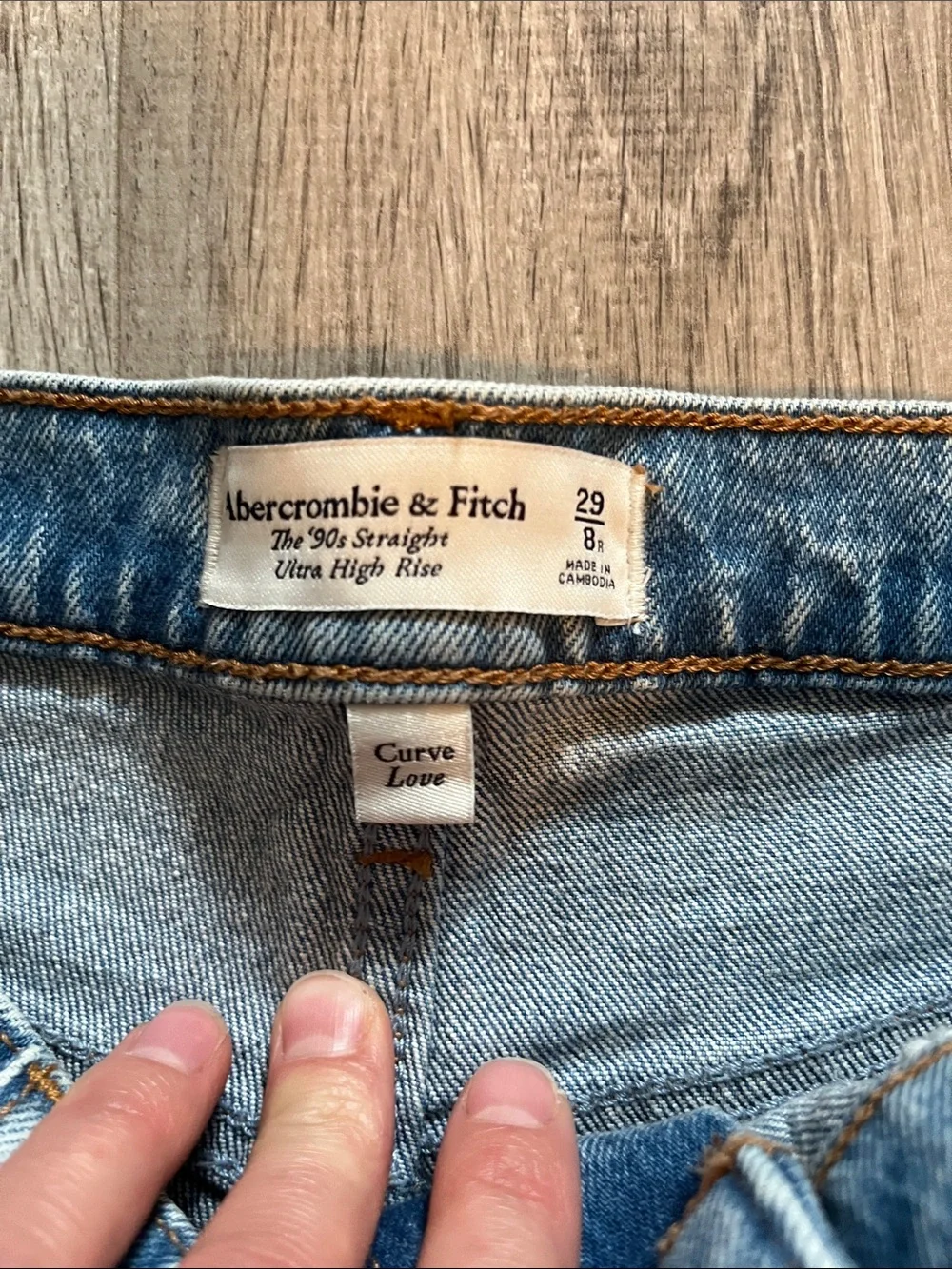 Abercrombie & Fitch 12" Ultra High Rise '90s Straight Leg Blue Jeans. 29 8r - Picture 4 of 12